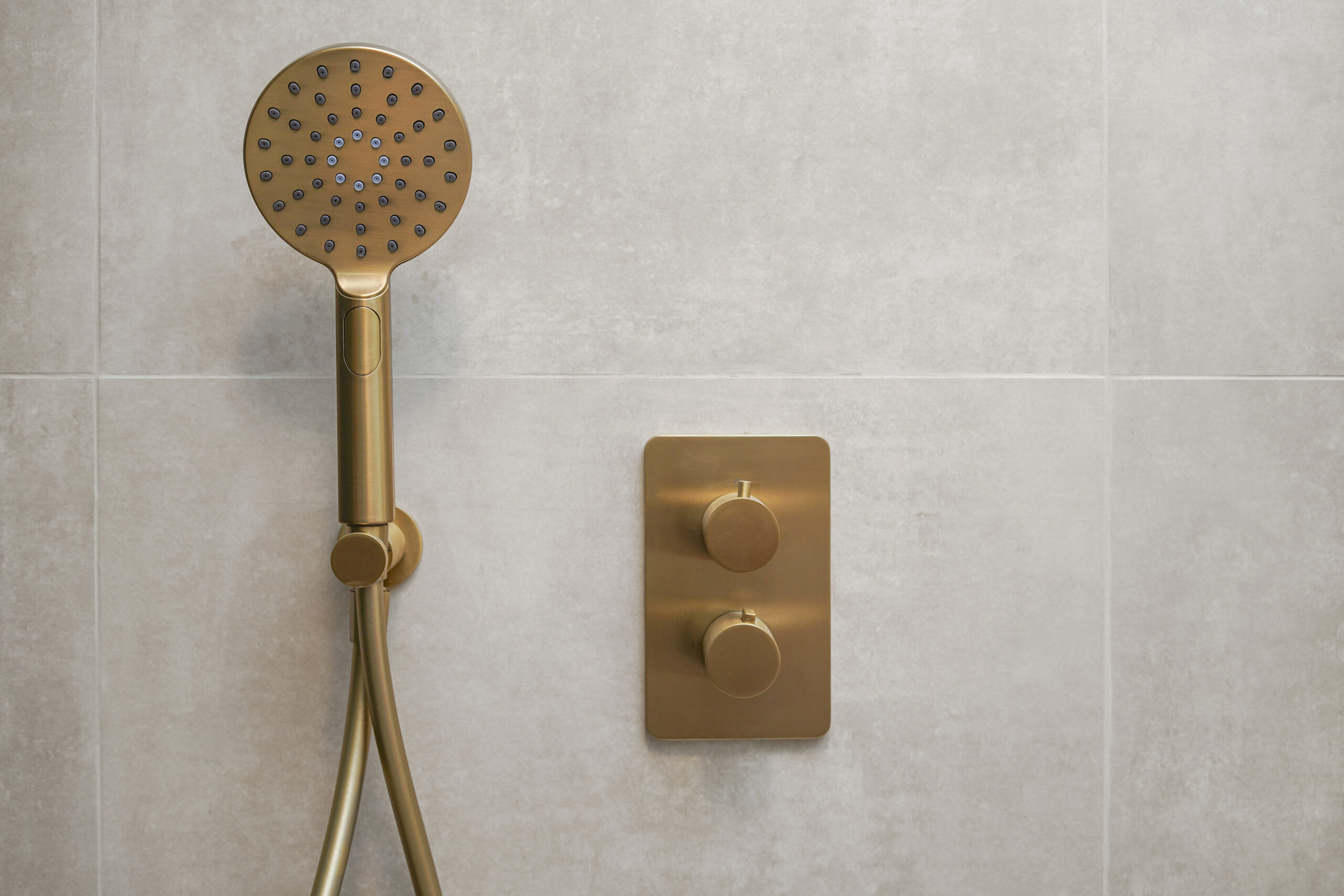 Abbotsford Gardens Bathroom Design in Woodford — completed bathroom photograph 4
