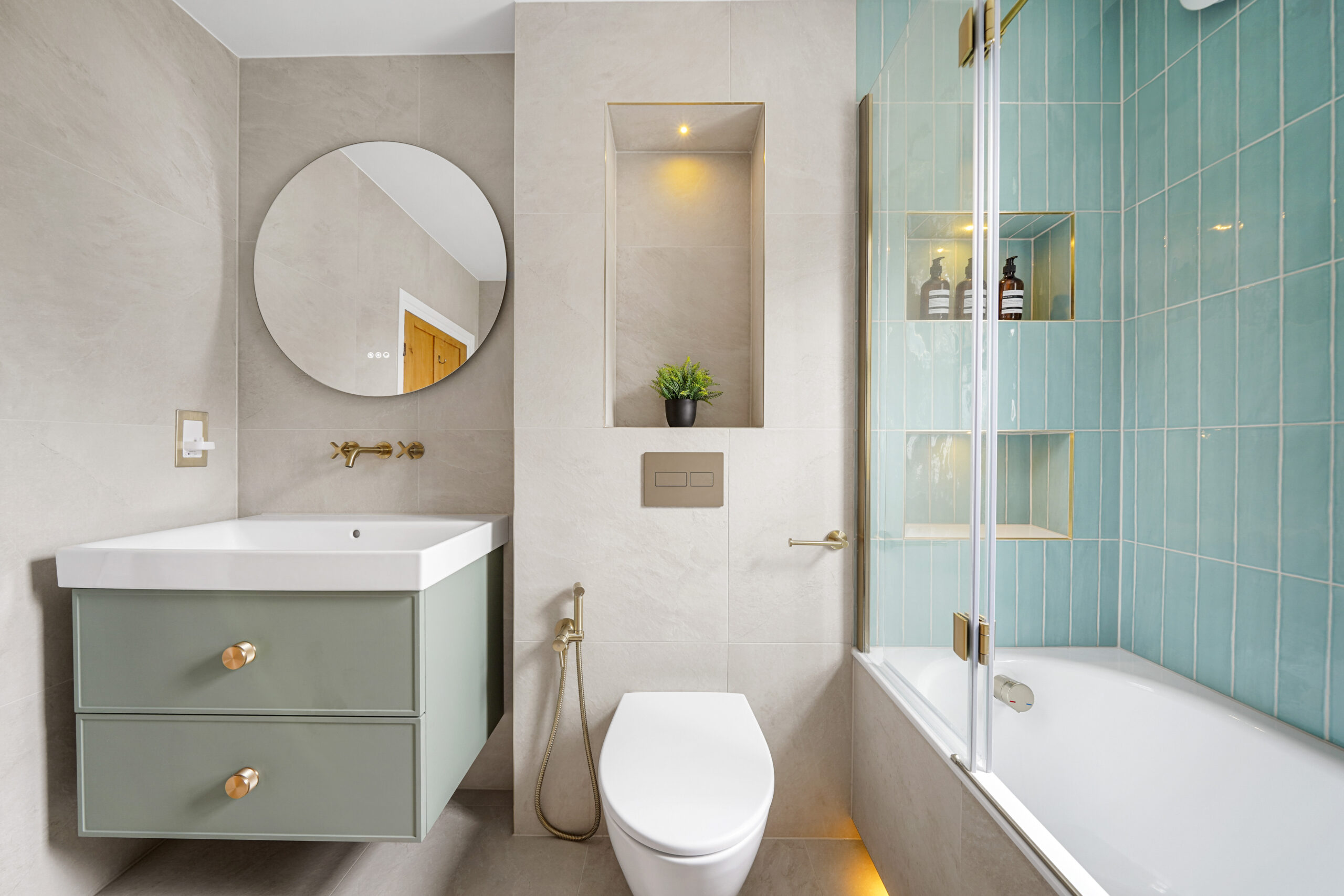 Family Bathroom Design in Wanstead — completed bathroom photograph 3